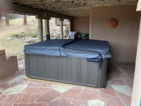 Hot-Tub