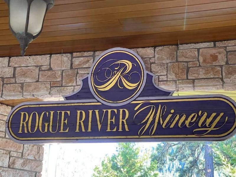Sign at Rogue River Winery