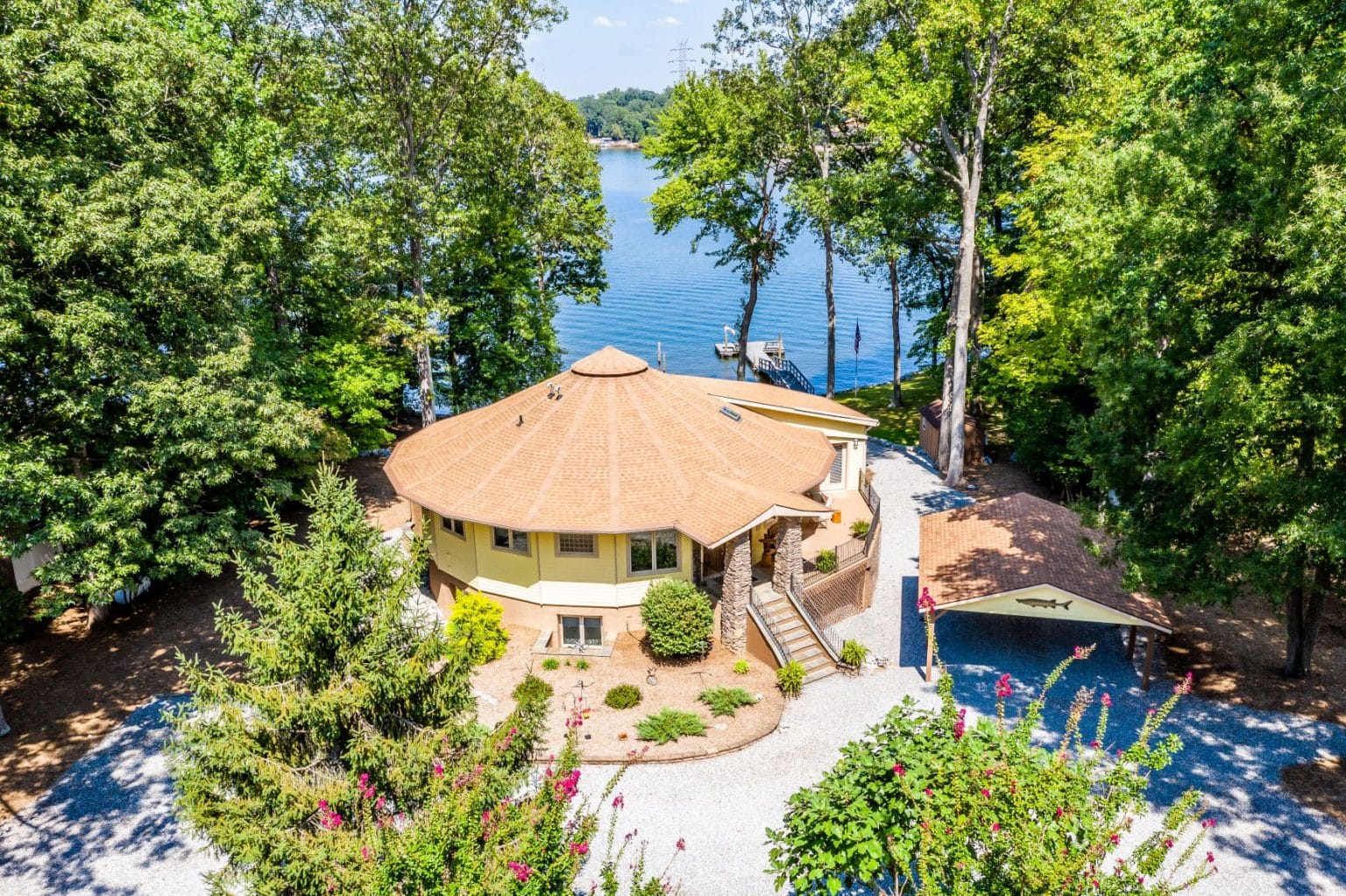 Lake Norman Waterfront Home - Special Finds, Unique Homes