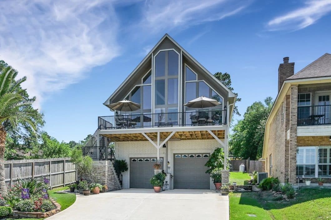 Home with Lake Conroe Water Views!
