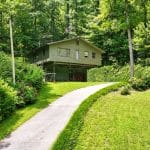 Home exterior at a Tennessee Mountains Escape with unrestricted acreage.