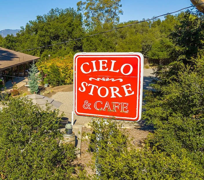 Cielo Store and Cafe Sign