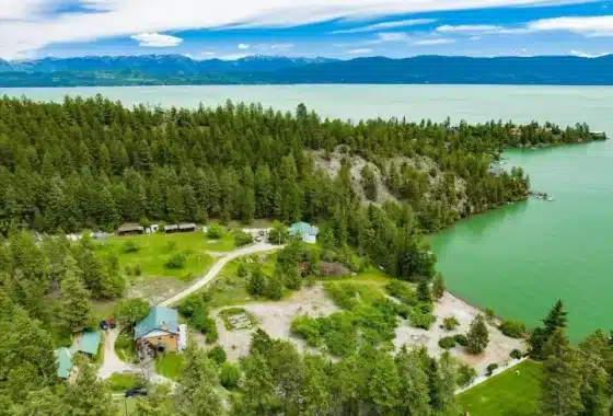 Flathead Lake Orchard Estate vaizdas iš oro