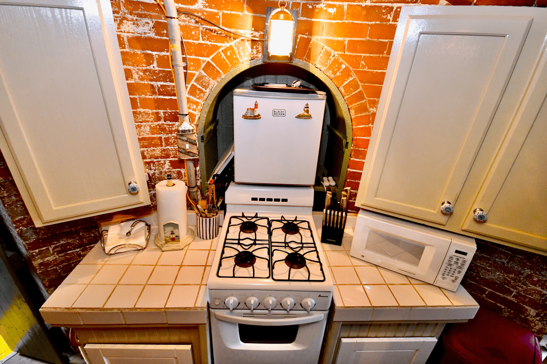 Stove at the Lighthome