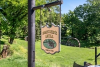 2025-Aug-19-Natalie-03-Sign