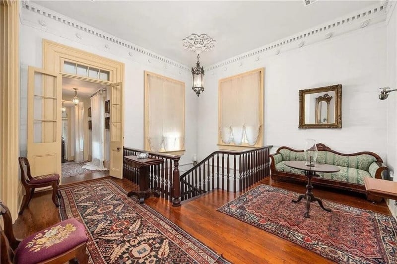 2025-Jul-16-Ruth-May-Landing-On-Second-Floor-Above-Foyer