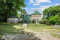 2025-Aug-26-Natalie-28-Back-Exterior