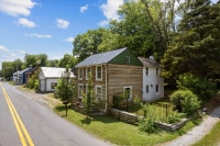 2025-Aug-26-Natalie-45-Front-Exterior